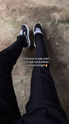 Celana formal slimfit,bahan adem jahitan rapih. #celanaformal #celanaslimfit 