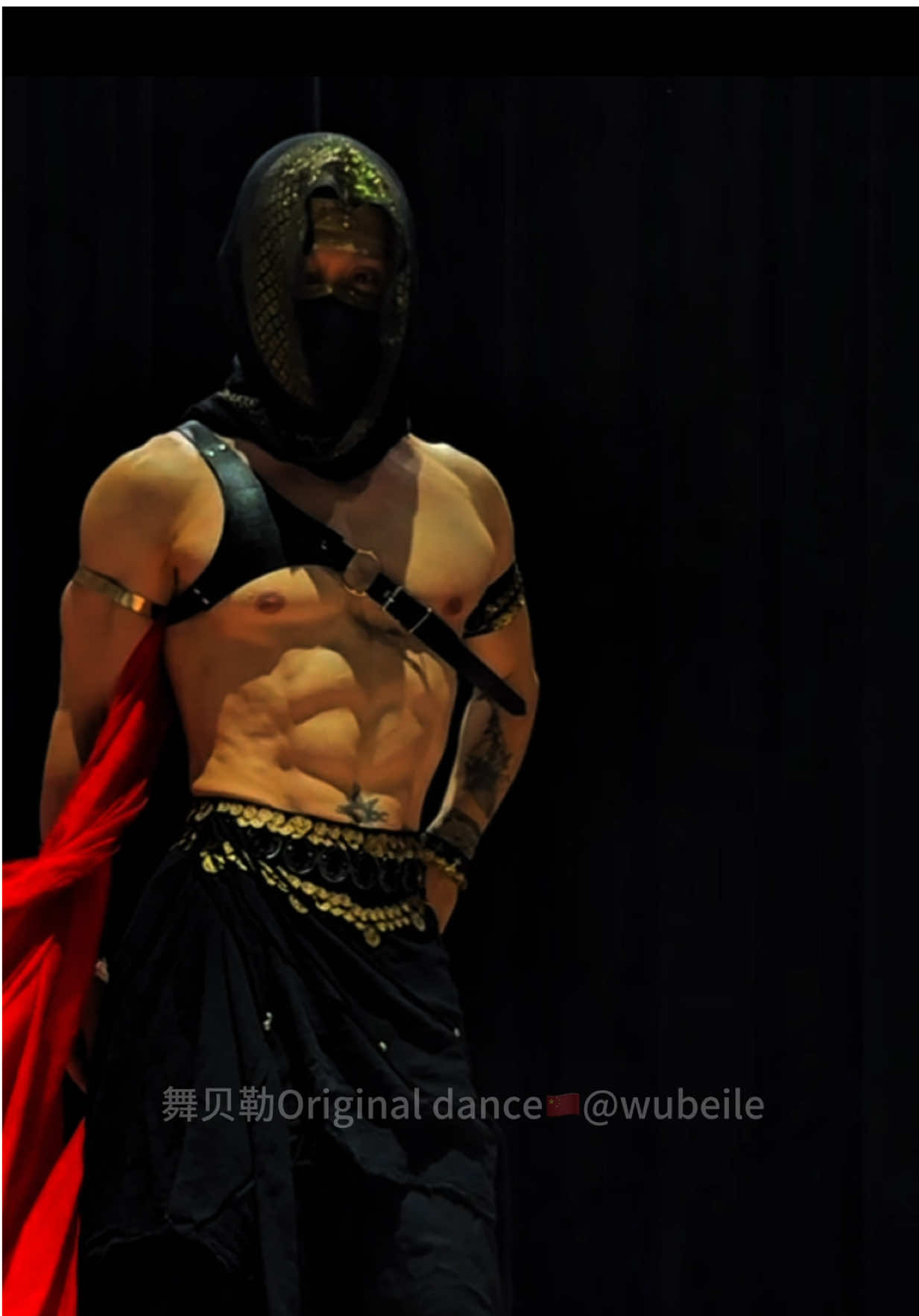 Is it cool?#bellydance #dance #肚皮舞 #东方舞 #肌肉 #腹肌 #muscle 