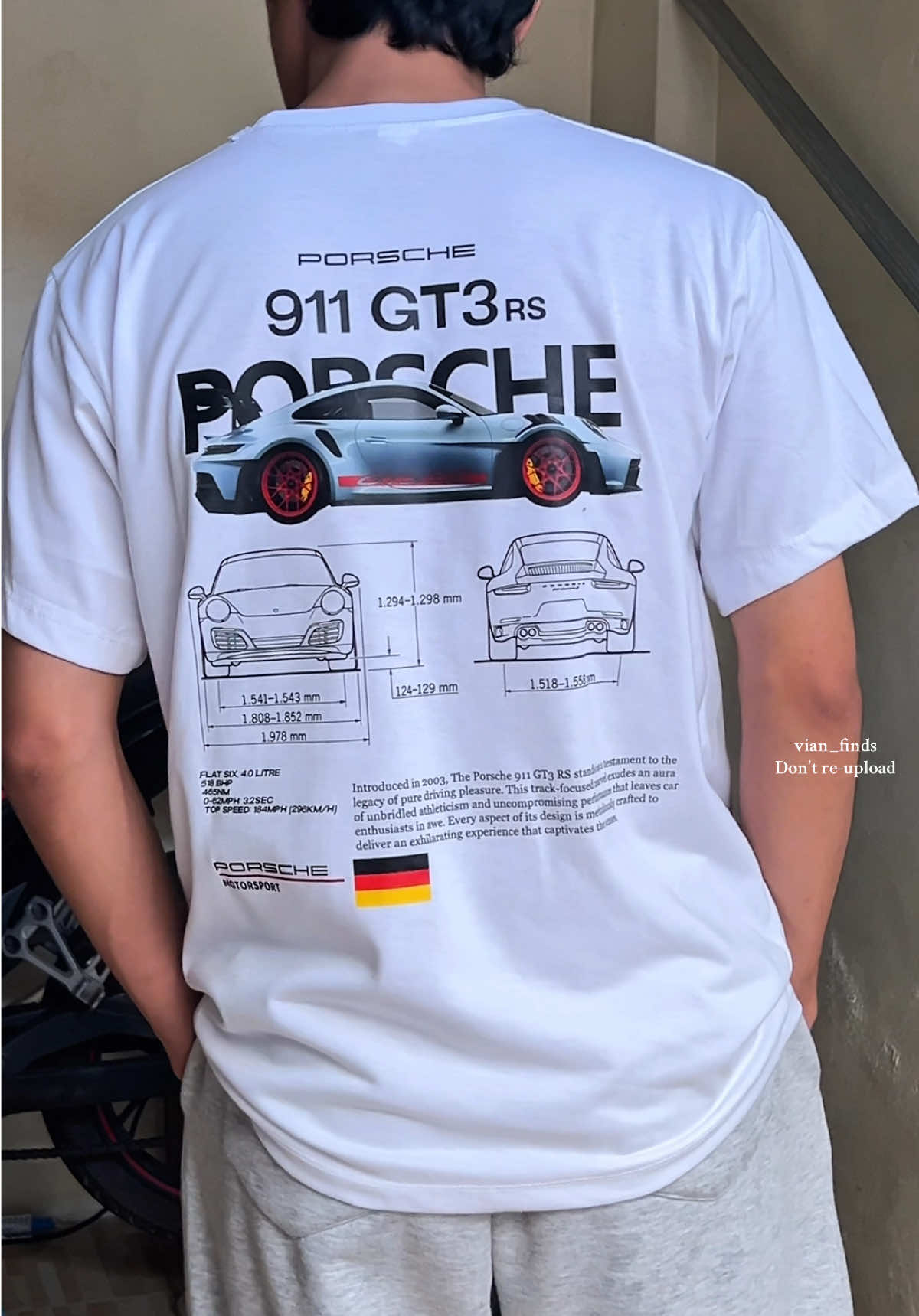 Ayus to ah, pogi ng design ng shirt. #tshirtformen #shirtformen #graphicshirt #menfashion #porschetshirt 
