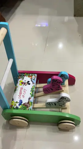 Xe gỗ tập đi cho bé, xe đẹp chắc chắn các mom mua cho con mình nhé!#viral #cutebaby #CapCut #baby 