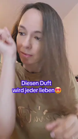 Dieser Duft ist einfach absolute Kindheitserinnerung. Welche Mama oder Oma hat auch immer nach Nivea gerochen?😅 #Nivea #niveaduft #damenduft #parfüm #niveaparfum 