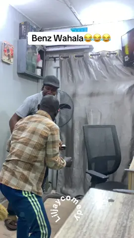 Benz in trouble 😂😂😂☠️ W/ @𝘺𝘶𝘴𝘶𝘧𝘧 𝘥𝘢-𝘣𝘢𝘳𝘣𝘦𝘳  #creatorsearchinsights2025 #fypageシ #prank #fypシ゚ #Tiktok 