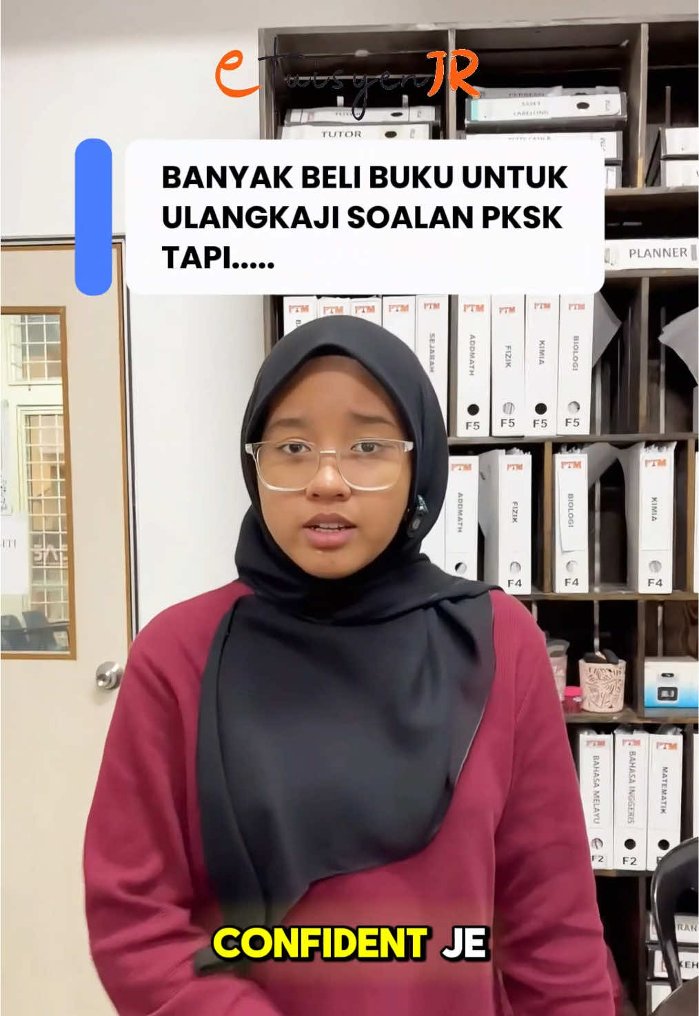 𝐀𝐧𝐚𝐤 𝐏𝐚𝐧𝐝𝐚𝐢, 𝐓𝐚𝐩𝐢 𝐆𝐚𝐠𝐚𝐥 𝐏𝐊𝐒𝐊? . “Ramai pelajar cemerlang terlepas peluang ke SBP/MRSM… bukan sebab tak pandai, tapi sebab salah format & tiada guru yang betul-betul faham PKSK.” . Ya betul, taraf ekonomi menyumbang 25% dari jumlah pemarkahan untuk kelayakan ke SBP. Tapi perlu diingat PKSK pula menyumbang 40% dari Jumlah Markah untuk ke SBP. . 📌