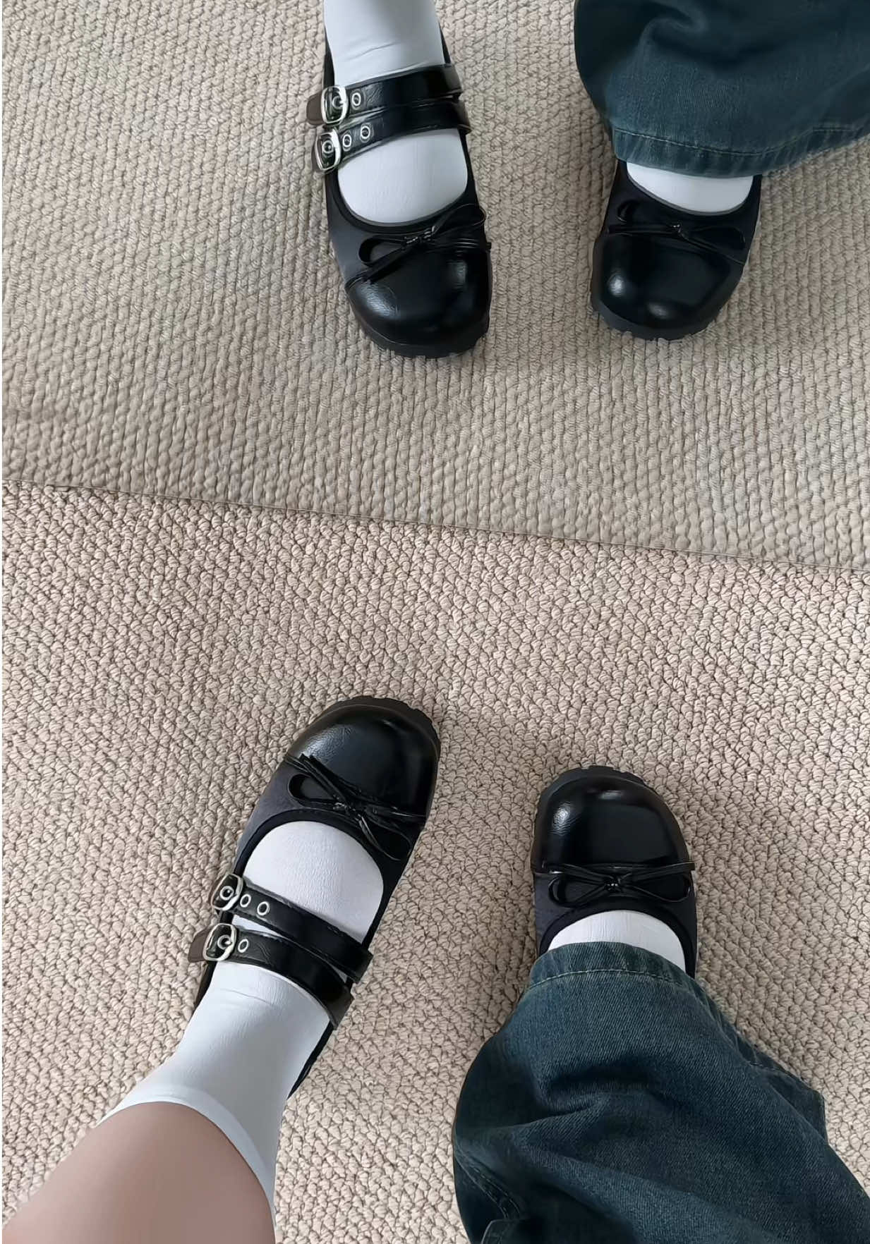 Vừa là giày búp bê, vừa hao hao giống ballet sneakers, form xinh lắm mấy chị#ngohongdiary #giaybupbe#balletshoes #cndshoe #viral 
