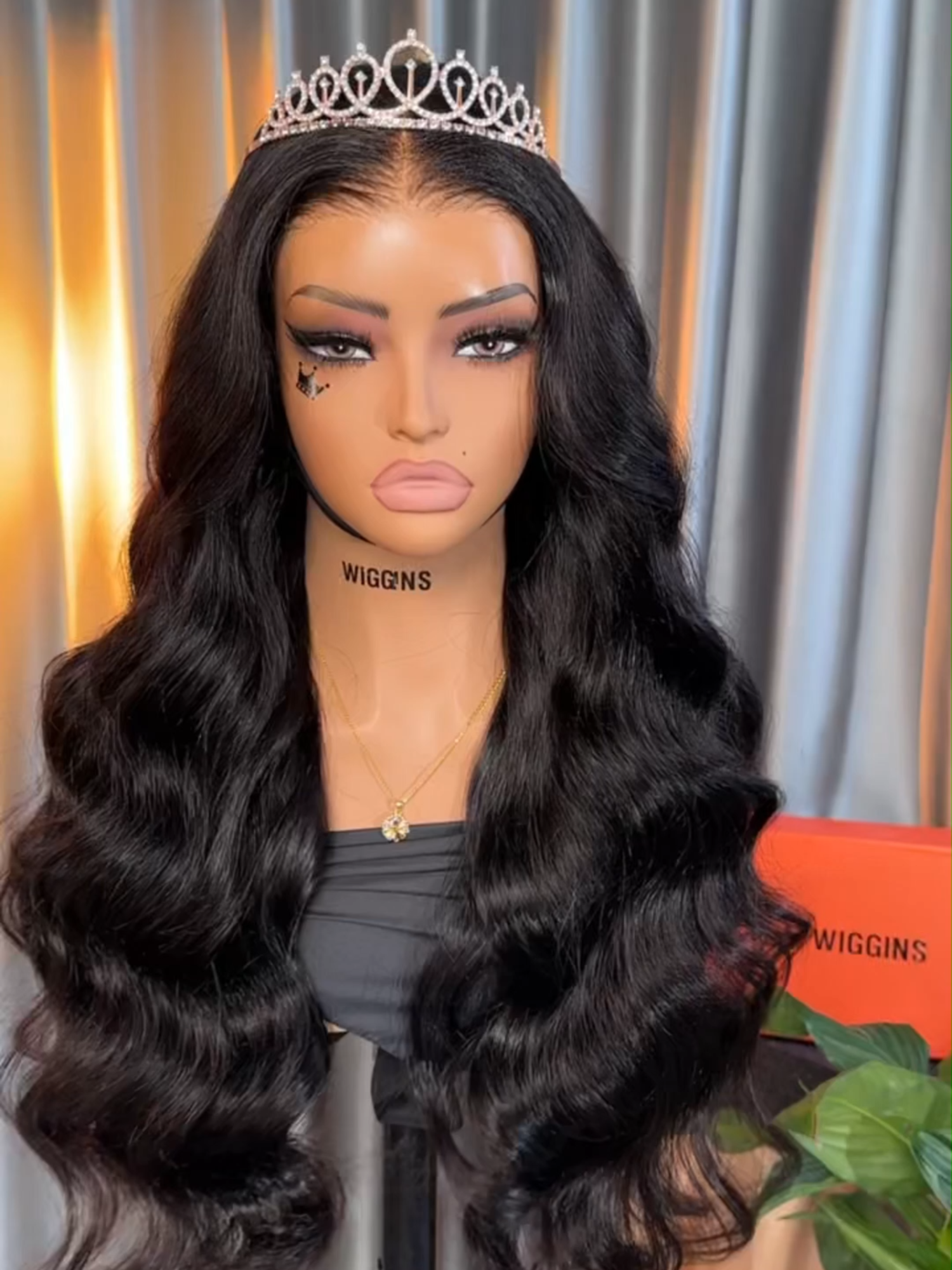 Get the look! Shop now. ➡️💁‍♀️#wiggins #wigginshair #wholesale #humanhairwig #wigtiktok #wigs #wiginstall #BlackTikTok #TikTokShopBacktoSchool #gluelesswig #wig #longhair #lacewig #bodywaves