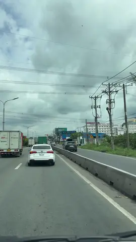 Ql22 gần bv Xuyên Á . Chạy luôn giữ đúng tốc độ cho phép nha mấy người anh em 