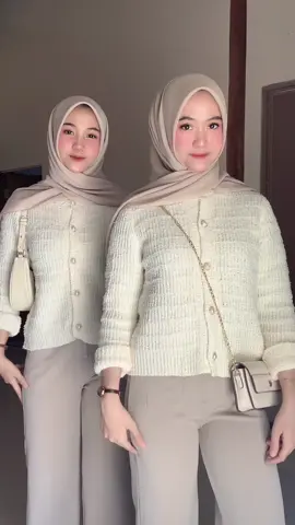 yeu kembaran lagi nih#atasanwanita #tiktokshop #cardiganrajut 
