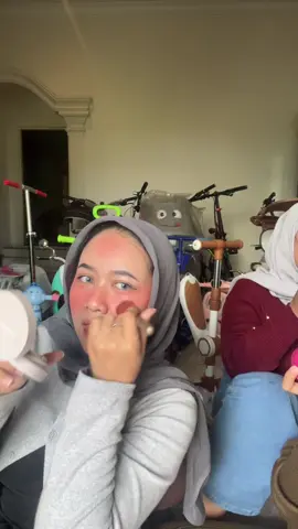 Ajak laa bang biar ga kerja terus😭  #kontenhiburan #makeup #fyppppppppppppppppppppppp #xyzbca #joinlive 