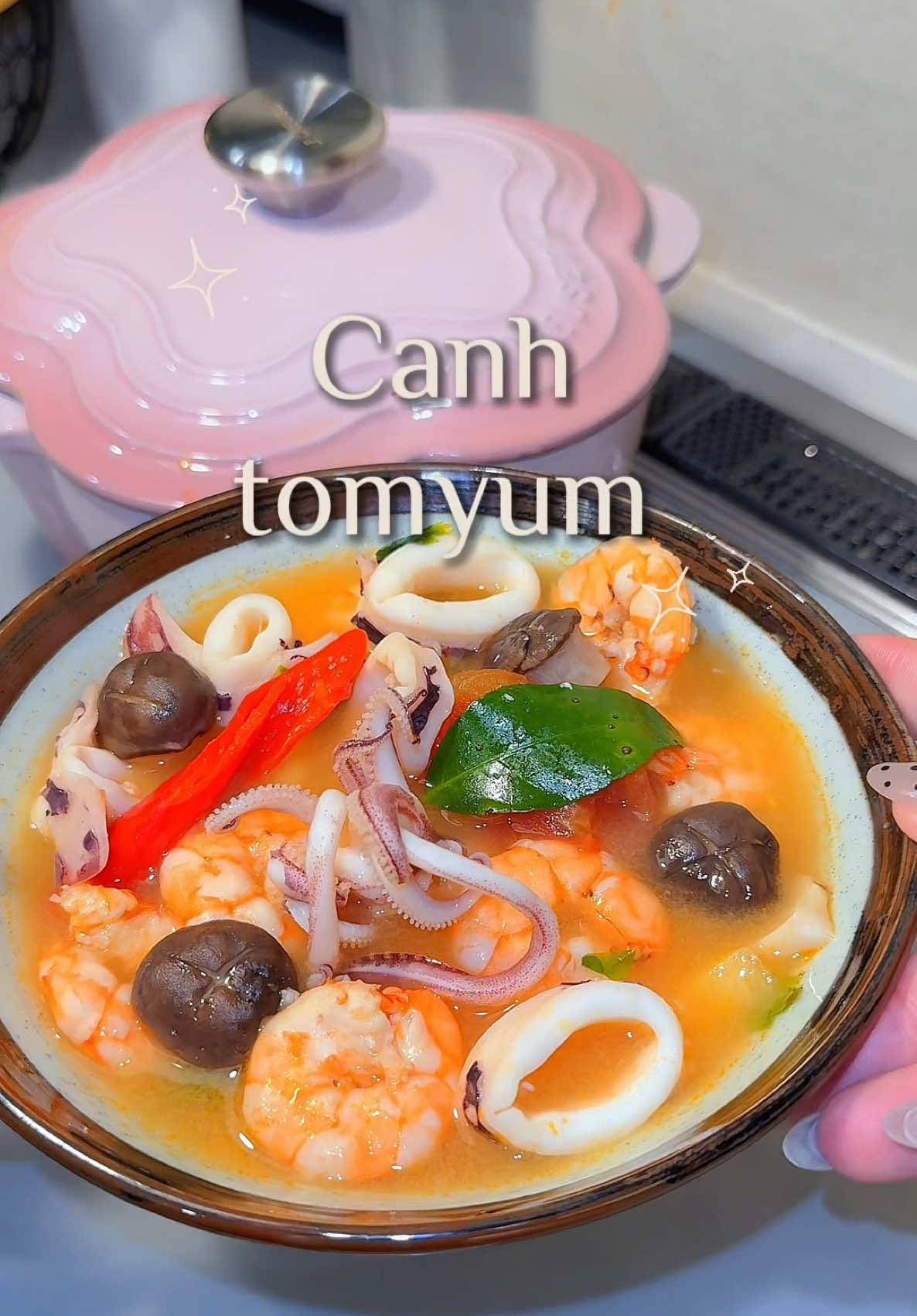Lâu lắm rùi mới nấu lại, mà cứ nấu là hết cả nồi mới lạ😋 #LearnOnTikTok #nauancungtiktok #canhtomyum #viral #xuhuong