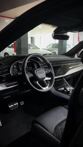 𝐀𝐔𝐃𝐈 𝐐𝟖 • Full Detailing #audi #q8 #luxury #tirana #albania 