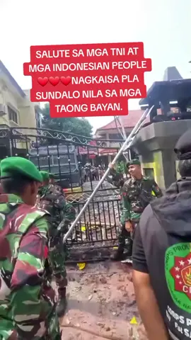 #duet with @LIBRA JUDES 🌷♎瑞娜♎🌷 #polisi 