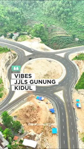 “Jalur Jalan Lintas Selatan (JJLS) Gunung Kidul, akses cepat dengan panorama laut selatan yang bikin betah jalan jauh. 🚙🌊” #WisataJogja #JJLSGunungKidul #ExploreIndonesia #HiddenGemJogja #jalanlintasselatan 
