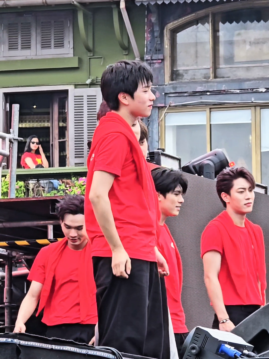 Coi nhỏ chạy đáng yêu dữ chưa nè 🥰 #tanbinhtoannang #p27n #phucnguyen #ptothen #phucnguyentbtn 