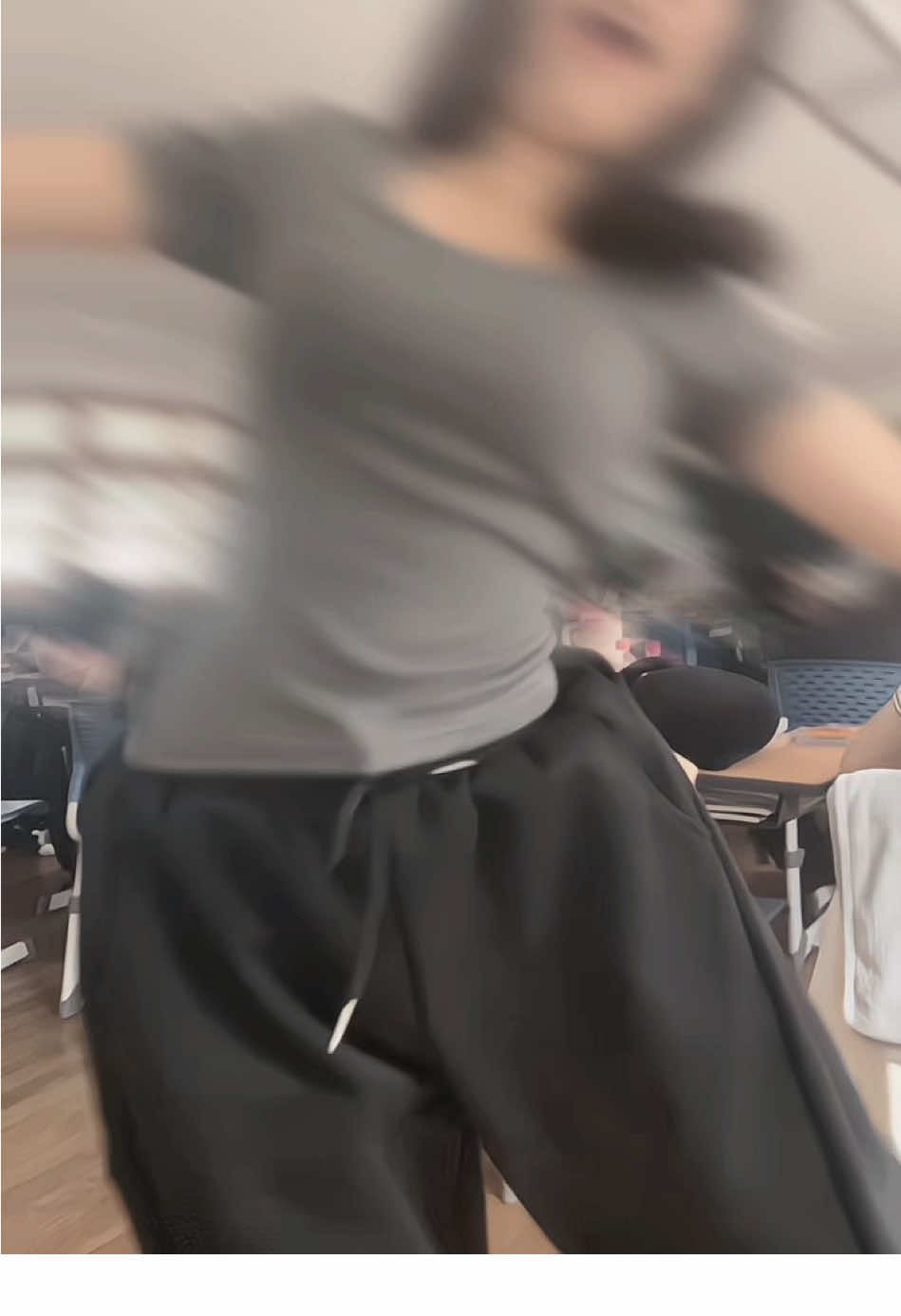 학교 가는게 너무 싫다.. #설마해시태그하나만달았는데추천에뜨겠어 