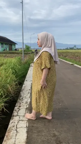 Daster bahan rayon super adem dipakai #dasterjumbo #dasterrayon #dasterkekinian #fyp 