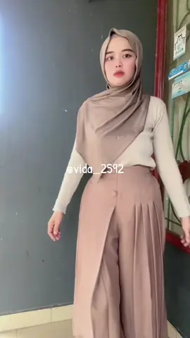 Gumushh banget celananya bestii