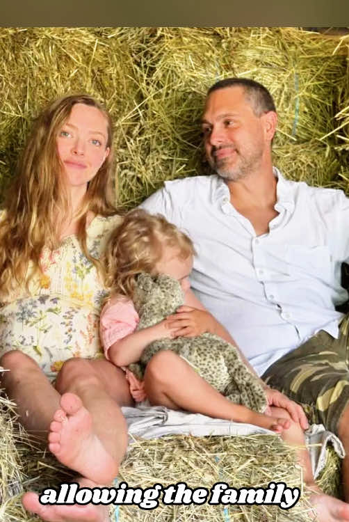 Why don’t Amanda Seyfried’s   Two kids like her?#amandaseyfried #kids #venice #versace #usa 