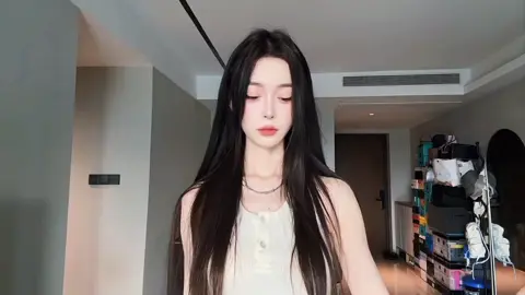 Không vì thành tiên, chỉ vì trong hồng trần chờ ngươi trở về... #ngoannhandaide #cosplay #thegioihoanmy #perfectworld #thanhhinhi 