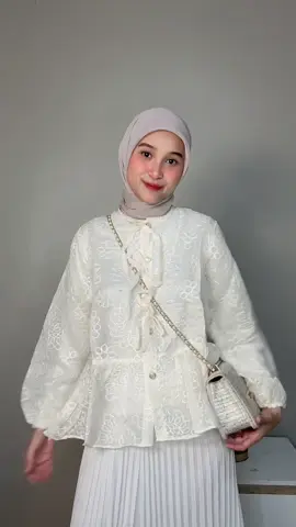 RESTOCK blouse import yukk🥰