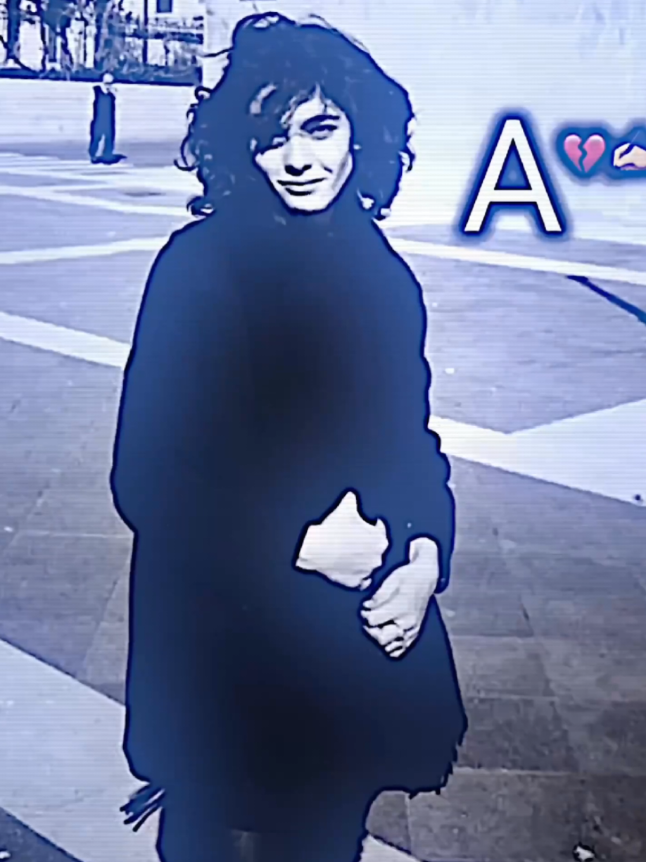 هيه هيجي☹️✍️       #تصميم_فيديوهات🎶🎤🎬 #المصمم_بيبو #لايت_موشن_تصميمي #فيديو_ستار #حرفA 