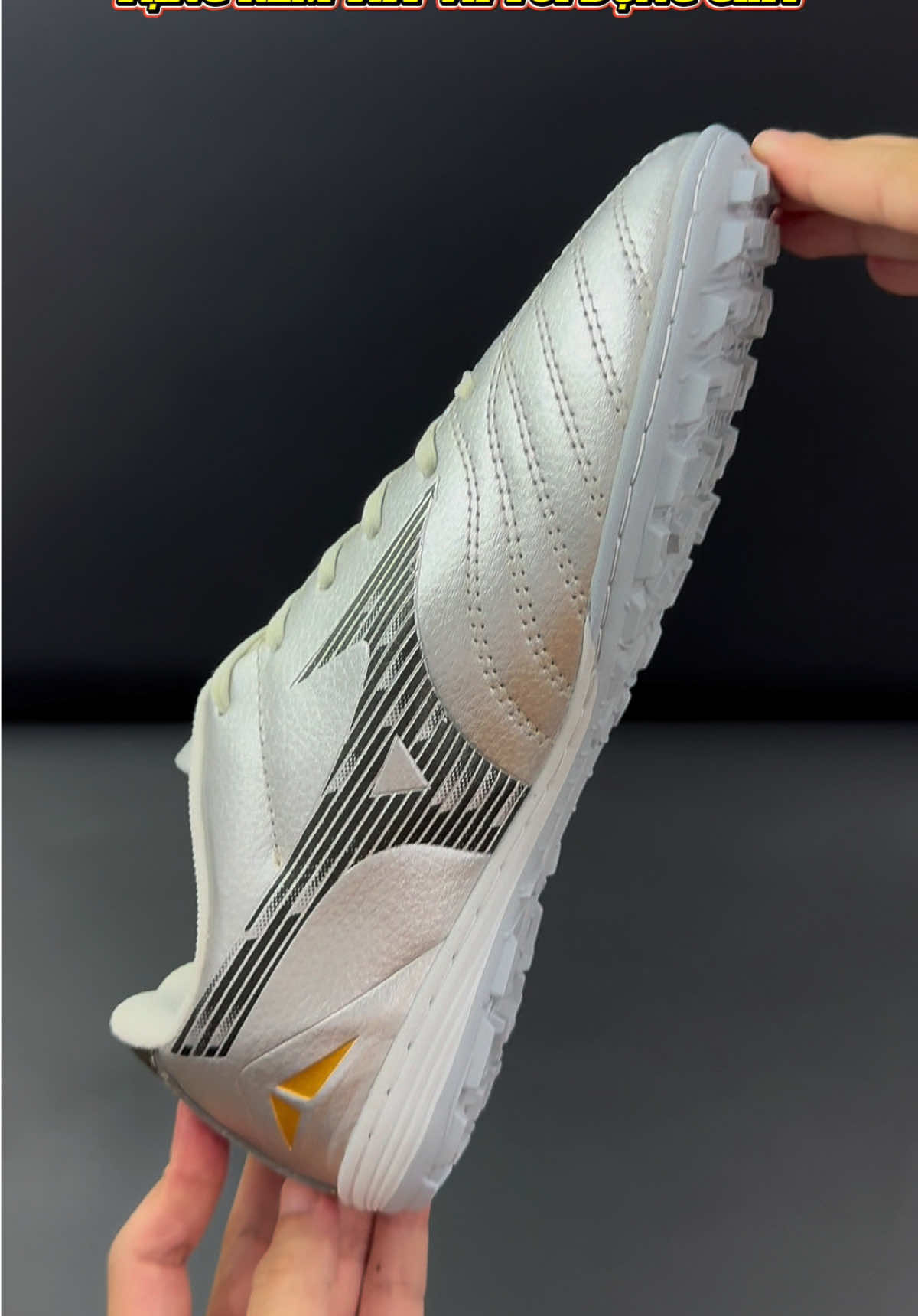 Gợi ý mẫu giày đá bóng phân khúc dưới 200K #BóngĐá #Football #giàyđábanh #reviewgiaydabanh #giàyđábóng  