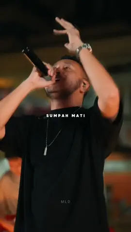 Sumpaahh matii… #giringganesha #nidji #sumpahdancintamatiku #topmusic #live 