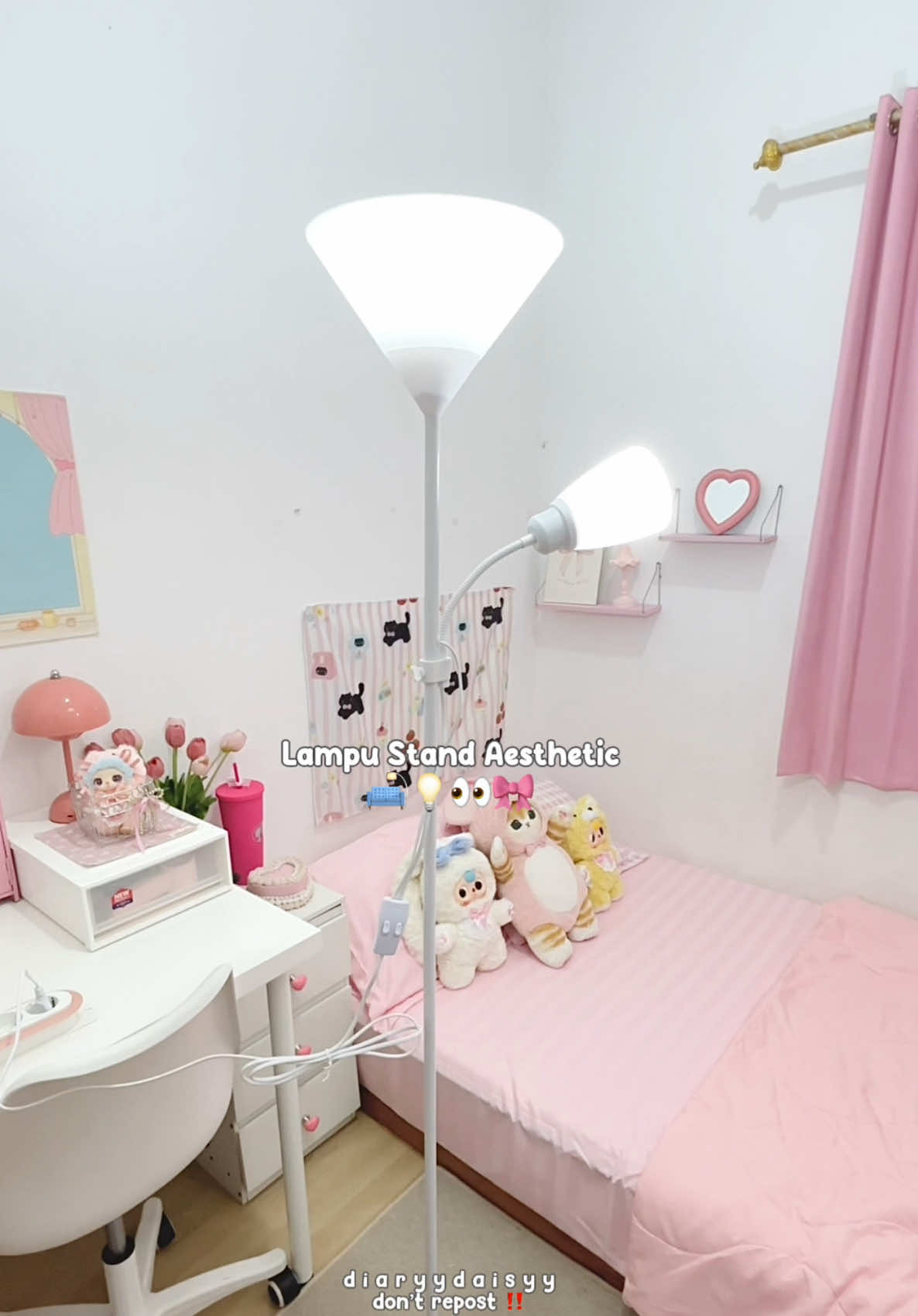 Lampunya aesthetic banget🥹🫰🏻 lampunya juga terang banget! 🛋️ #standlamp #standinglamp #lampstand #lampustanding 