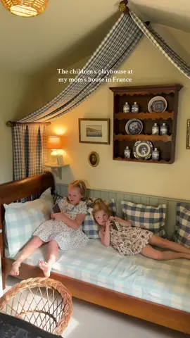 It was designed by Dominique Lafourcade, who also designed the gardens at Le Mas 👒