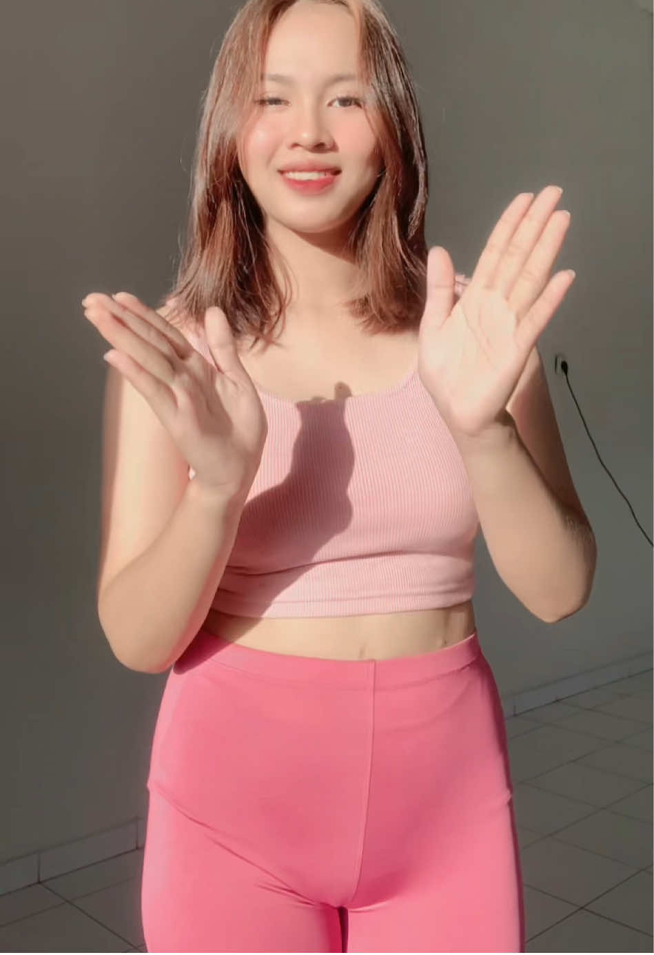 Outfit gym cewek 🥰 #spillbyreva #oufitideas #outfitgym #outfityoga #outfitinspo 