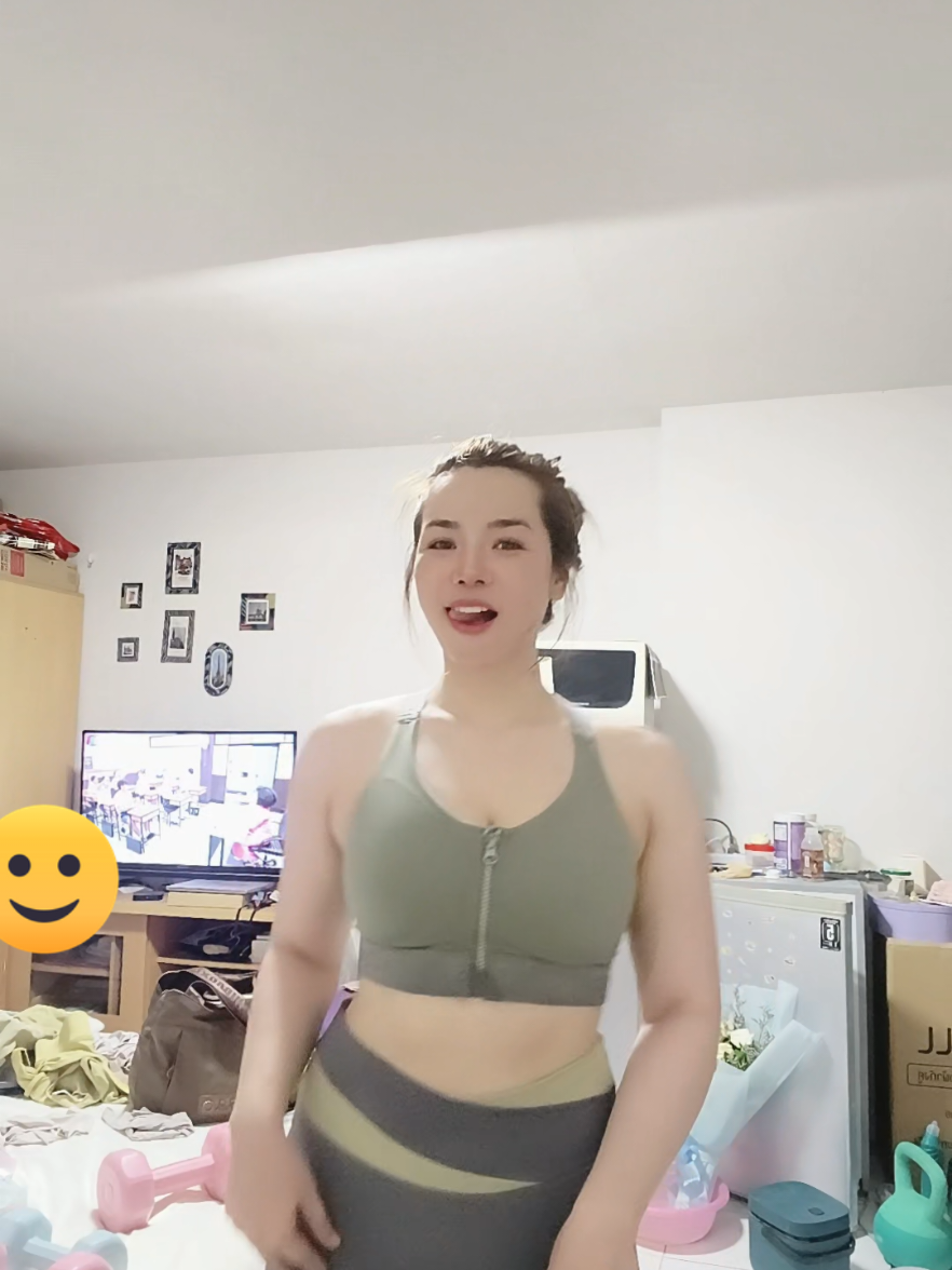 เราว่างก็ออกกำลังกาย #ออกกำลังกายที่บ้าน