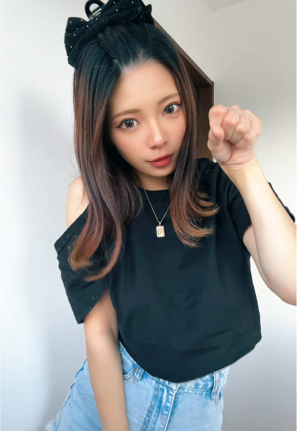 👶吐き戻しされて服が白い🍼#今月もよろしくね 