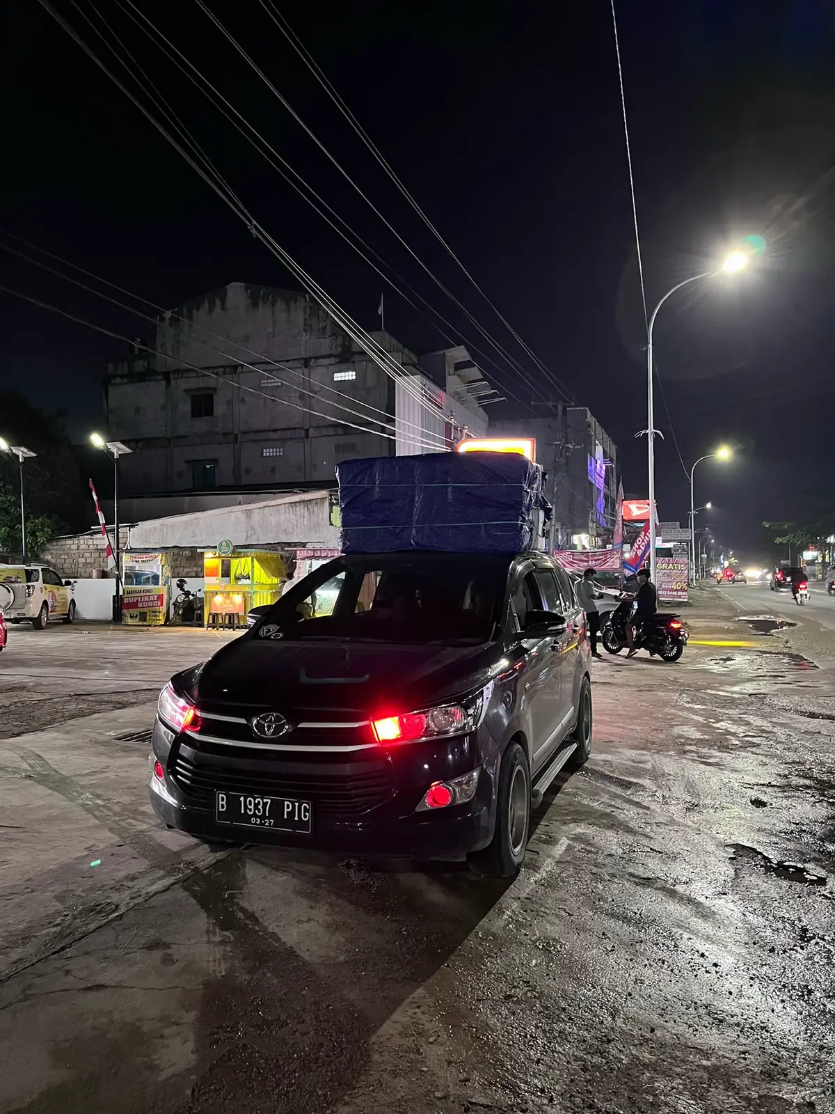 #fypage #familytravel #travelborneo #travelpesisir #supirtravel 