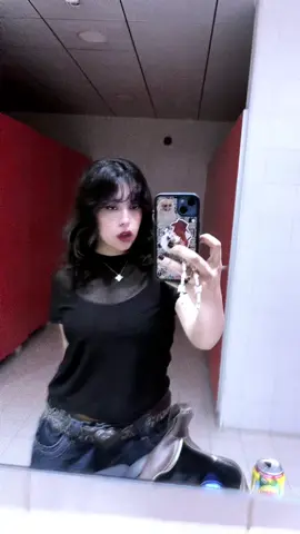 hanouf reminded me of this songs existence and now i feel like im 2021 rema 