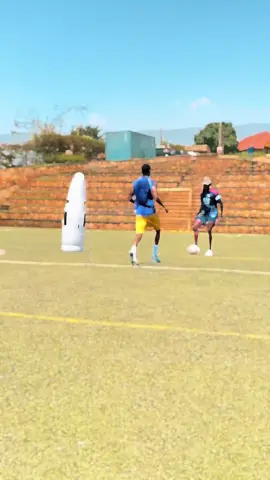 Life ain’t easy,but everyday,it’s a blessing 🙏🏿#realme #tiktokuganda🇺🇬🇺🇬🇺🇬 #sport #17maf #trendingvideo @pallaso @Lionking🦁 @𝐘𝐮𝐧𝐮𝐬 𝐒𝐞𝐧𝐭𝐚𝐦𝐮 𝐉𝐫 