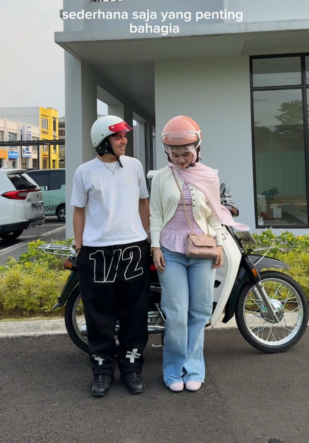 jalan jalan pake astrea with aya 🥰 #astrea #astreagrandindonesia #ayaateng 