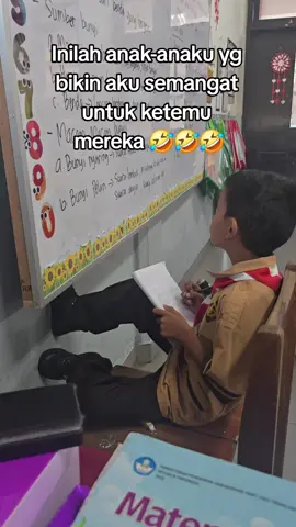 Beginilah kalo ngajar kelas 1 #fypdong  #kelassatu  #kelassatusd  #bulenamanies  #gurucantik😁😍🤩🤩 
