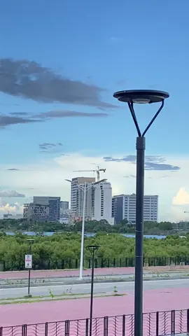 Iloilo Sunset Boulevard #iloilo #ilonggo #sunset #cityoflove #hiligaynon 