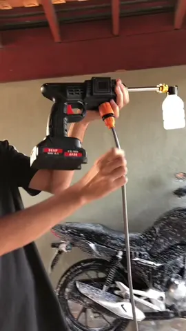 Lavadora alta pressão 🧽💦 #lavadora #lavadoraportatil #lavagem #snowfam #160 