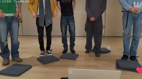 gemes amat sih adek2 cortis ngucap trimaksih  sama tubatu ampe sujud gtu 🤏🤏🥰🥰 #fyp #TXT #TOMORROW_X_TOGETHER #cortis #xybca 