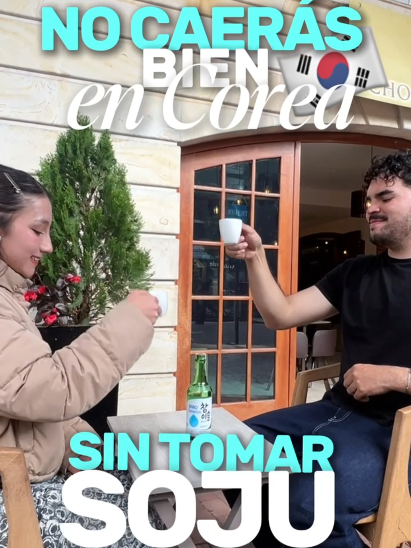 🥢🍶 Estas son las reglas importantes que debes tener en cuenta a la hora de tomar soju en Corea 🇰🇷✨ 👉 Respeto, tradición, van de la mano en cada brindis 🙌💚. Cuéntanos en los comentarios ⬇️ si sabes otra regla importante 📝💬. #harumi #soju #koreantradition 