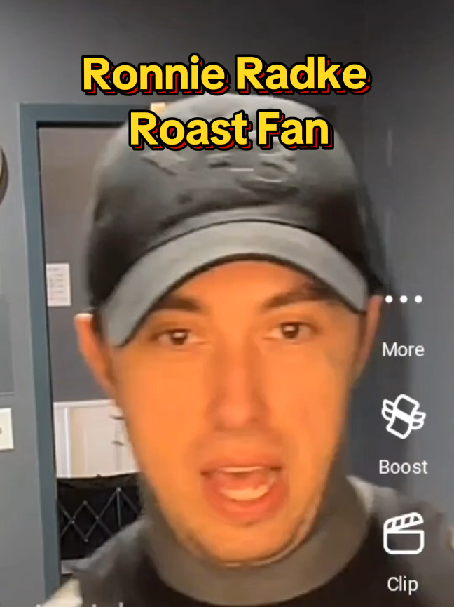 Ronnie Radke roast fan on stream and give you free advice😂 The way he apologized to her🥰 #ronnieradke #ronnieradkeedit #ronnieradkestream #ronnieradkefans #ronnieradkeofficial 