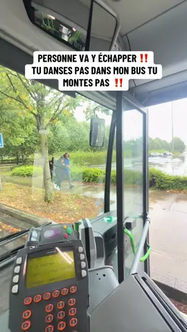 On va dans quelle ville la prochaine fois ? Personne va y échapper ‼️ @ayb_1276 @dsk_55z @RK_77 #conducteurdebus #bus #chauffeurdebus #danse #tudansespastumontespas 