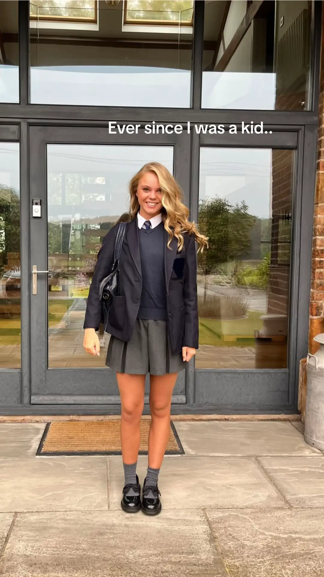 Baby Maia’s first day #backtoschool #transition #schooluniform #lastfirstday #ukschool 