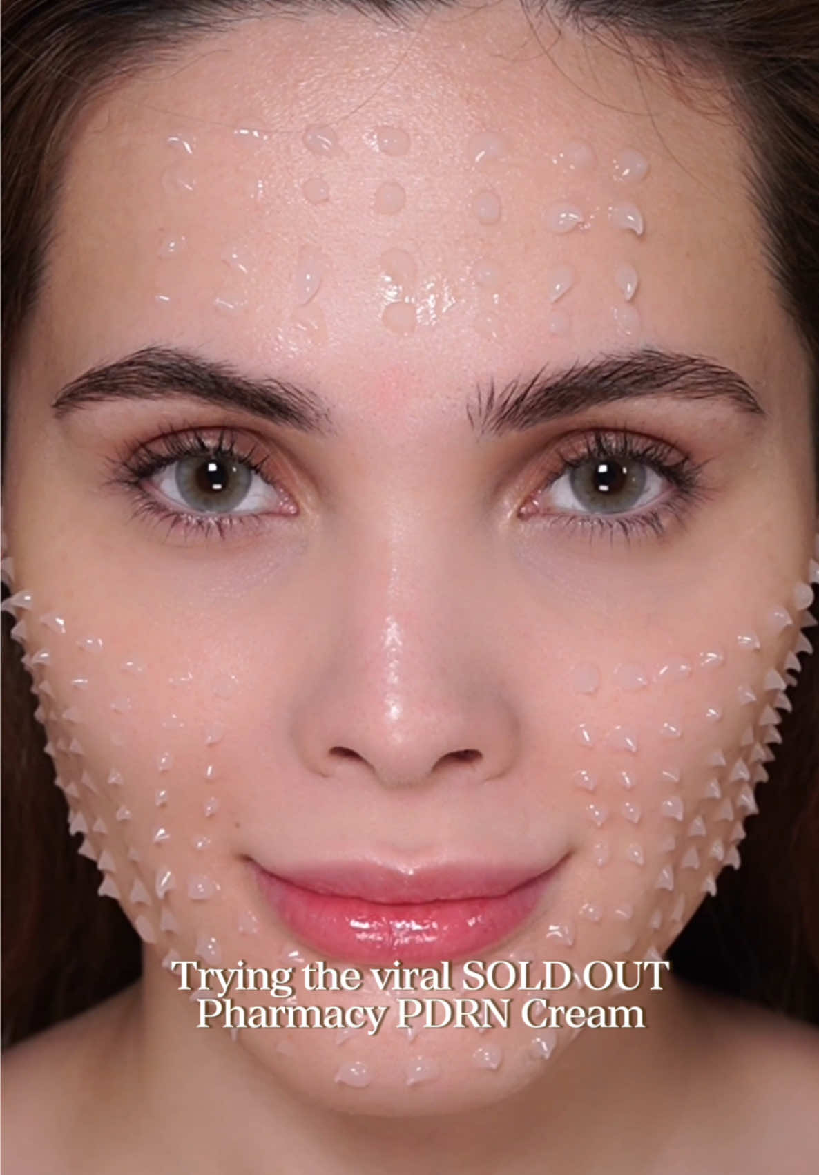 A cream that hydrates, heals & rejuvenates–this is my skin’s newest obsession! ✨ 🤎 Dr. Reju-All Advanced PDRN Rejuvenating Cream #Rejuall #drrejuall #PDRNCream #salmonDNA #koreanskincare @rejuall_official 