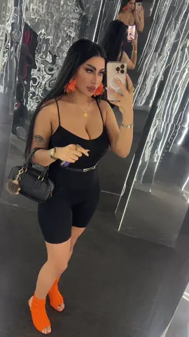 #fyp #الامارات_العربية_المتحده🇦🇪 #الشعب_الصيني_ماله_حل😂😂 #CapCut #trendingvideo 