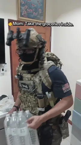 Mom: take the groceries inside🧑 #milsim #airsoft #military #cosplay 