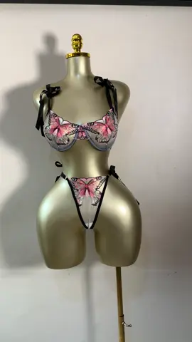 Spread your wings in lace and confidence 🦋 Size 10 and 12 #11500