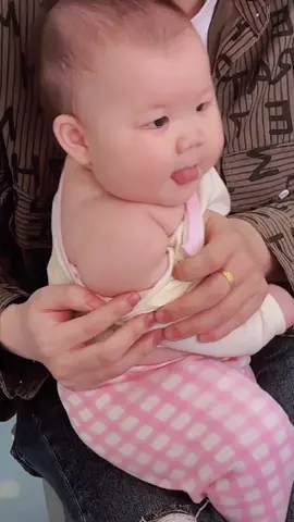 Cute baby ❤️💉#cutebaby #honey #cutevelog #cute #cutebabystatus ##share #cuteness #fyp #acute #cuteboy #cutemama #cutemama #acutekidneyfailure #cookiegaming #cuteboy 