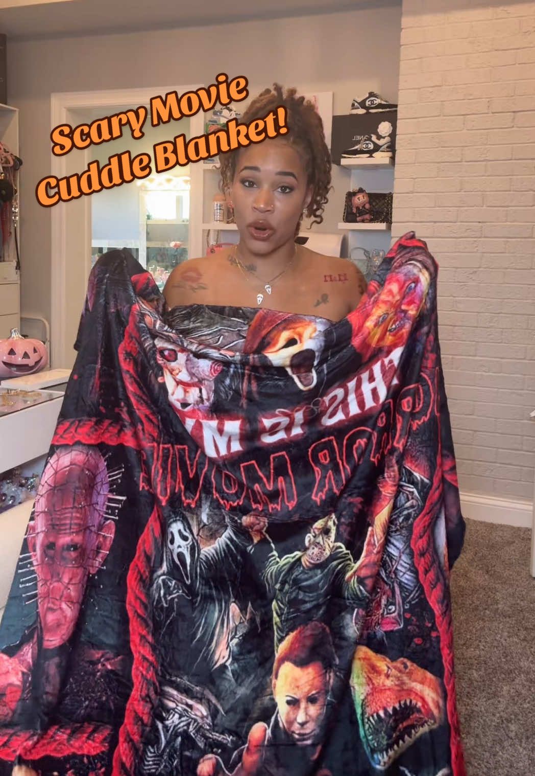 I’m a blanket girly! #tiktokshopcreatorpicks #tiktokshoplabordaysale #halloween 