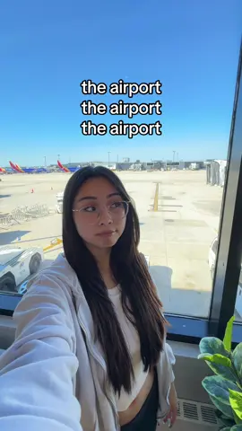 charli you were onto something… let’s catch a flight! (i meant to post this before but i forgot lol) #apple #theairport 